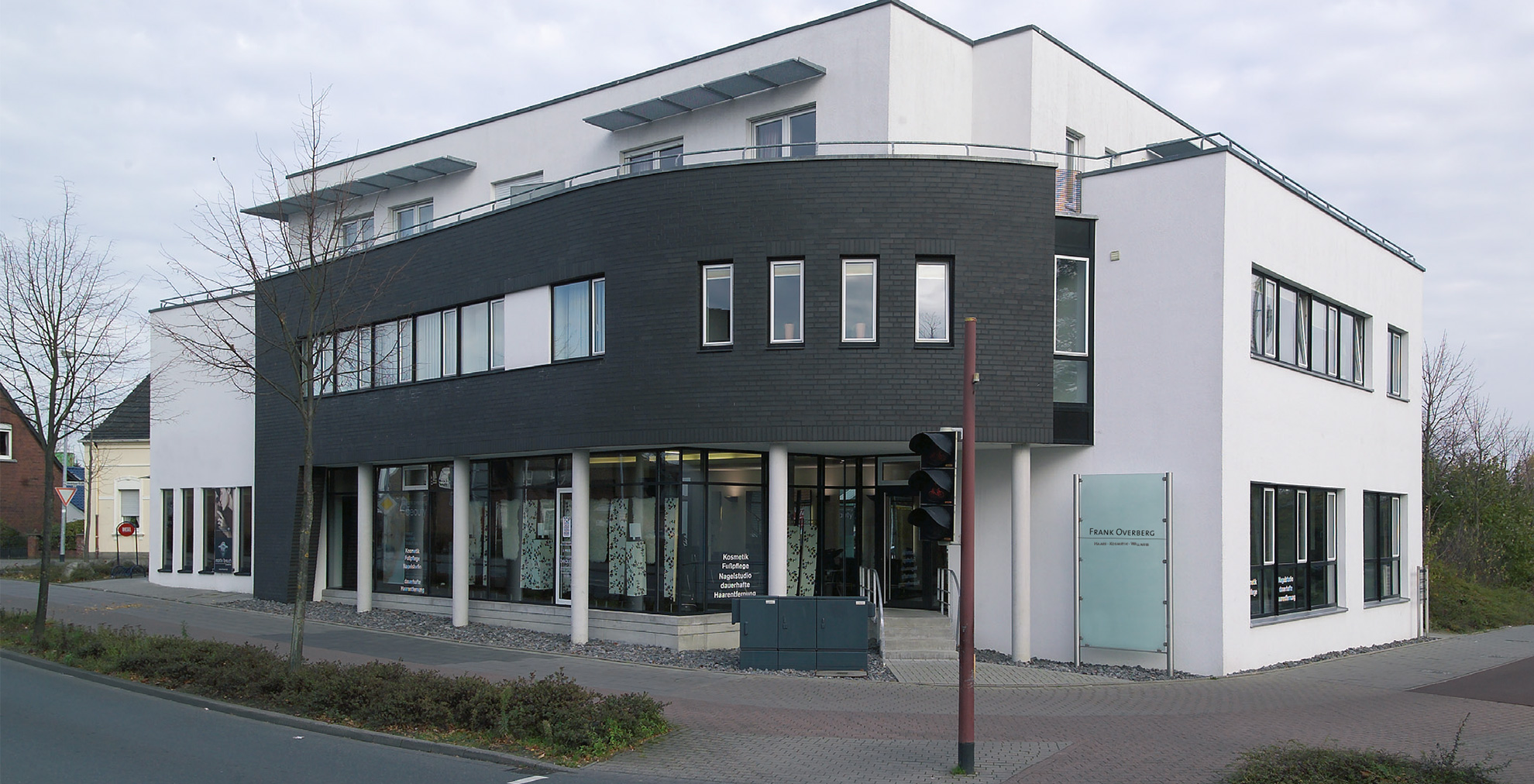 Außenansicht Salon Frank Overberg